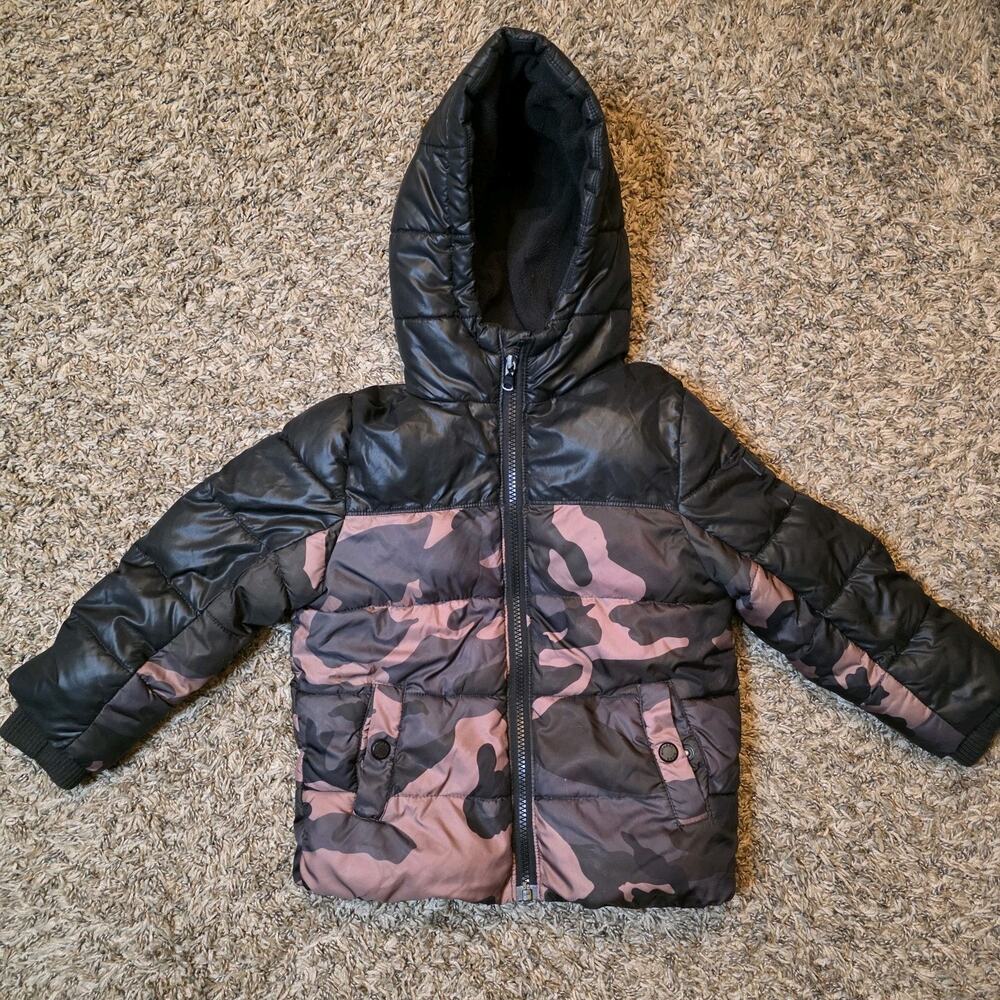 MICHAEL KORS Boys Camo Print Hooded Puffer Jacket Kids Size 3T Black Brown